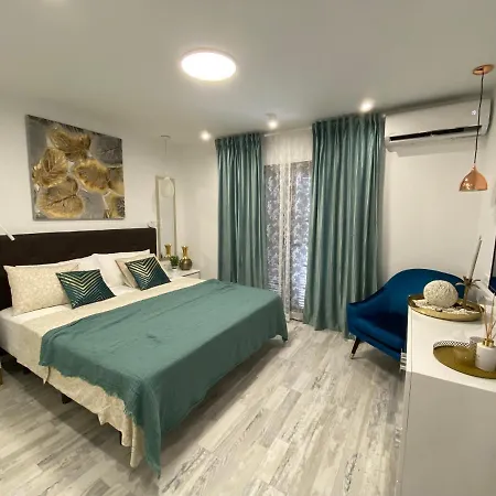 Apartment Luxury Bungalow «Perla Del Mar» *